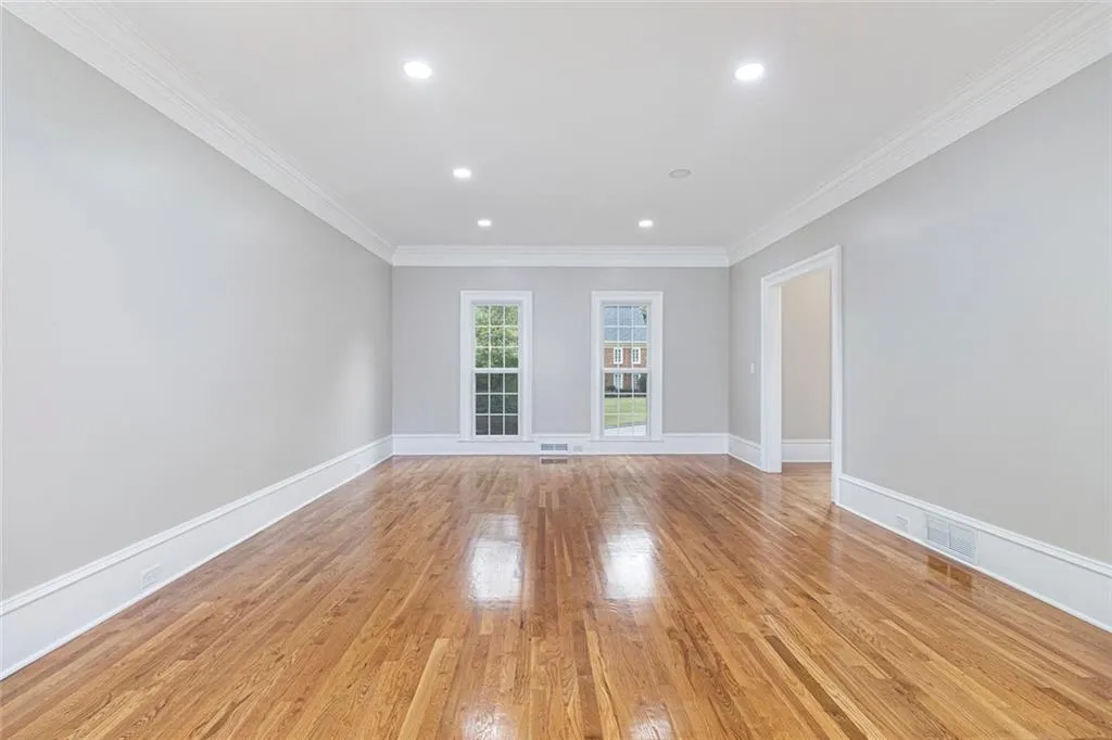 2820 Harwick Drive, Atlanta, Georgia 30350, 6 Bedrooms Bedrooms, ,5 BathroomsBathrooms,Residential,Sold,2820 Harwick Drive,7701215
