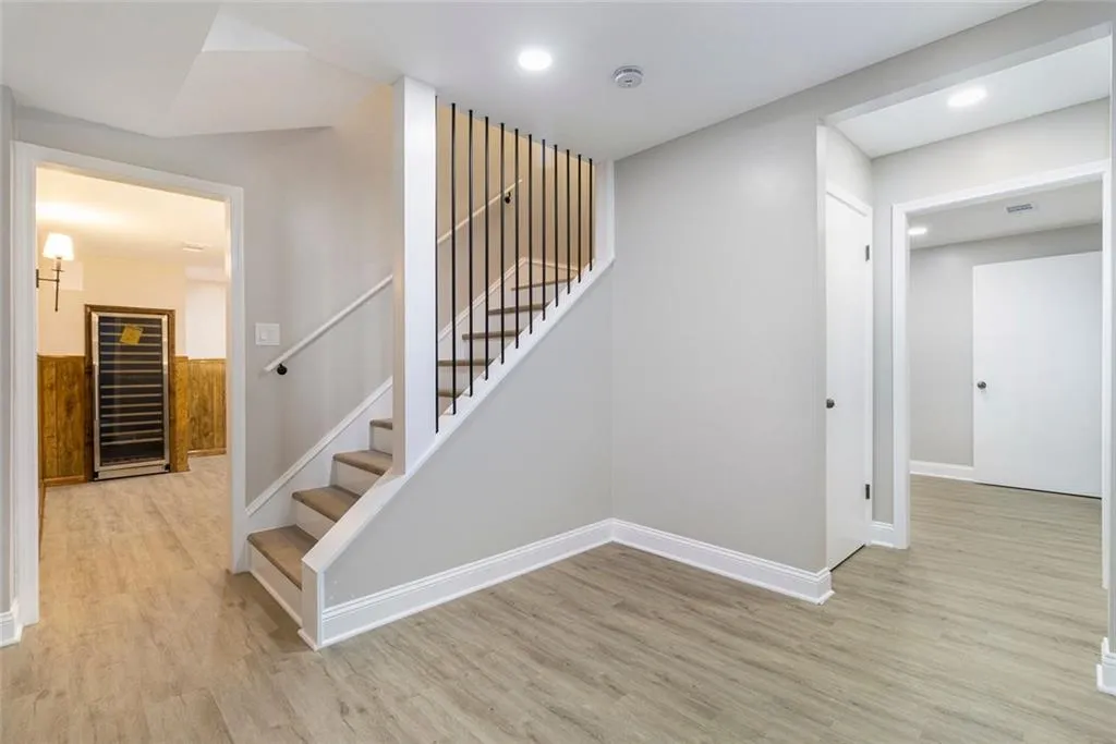 2820 Harwick Drive, Atlanta, Georgia 30350, 6 Bedrooms Bedrooms, ,5 BathroomsBathrooms,Residential,Sold,2820 Harwick Drive,7701215