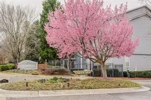 429 Granville Court, Atlanta, Georgia 30328, 1 Bedroom Bedrooms, ,1 BathroomBathrooms,Residential,Sold,429 Granville Court,7002941