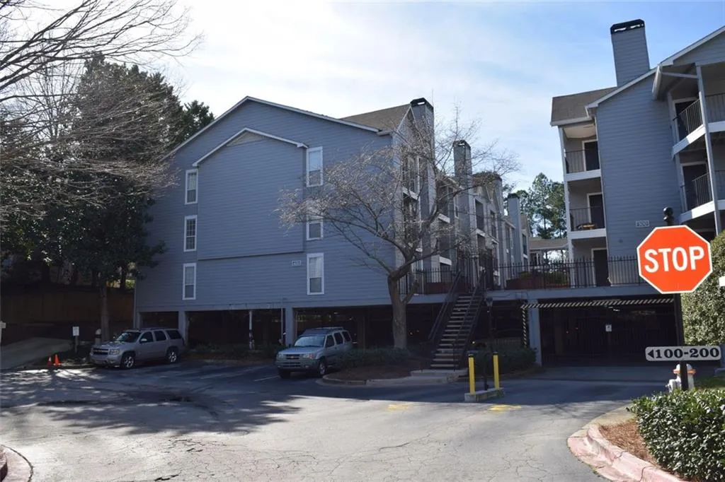 429 Granville Court, Atlanta, Georgia 30328, 1 Bedroom Bedrooms, ,1 BathroomBathrooms,Residential,Sold,429 Granville Court,7002941