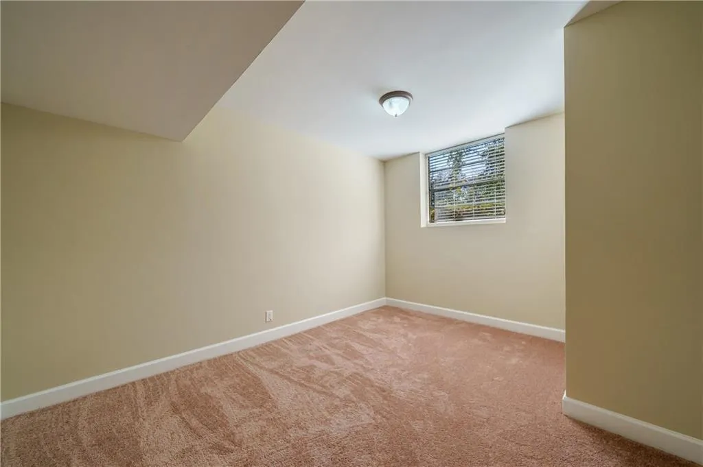 4720 Brinkley Lane, Sandy Springs, Georgia 30342, 4 Bedrooms Bedrooms, ,3 BathroomsBathrooms,Residential,Sold,4720 Brinkley Lane,7197788