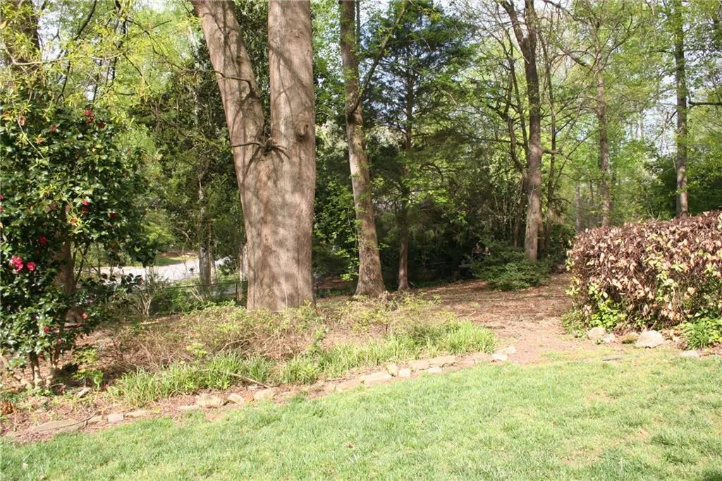 4720 Brinkley Lane, Sandy Springs, Georgia 30342, 4 Bedrooms Bedrooms, ,3 BathroomsBathrooms,Residential,Sold,4720 Brinkley Lane,7197788