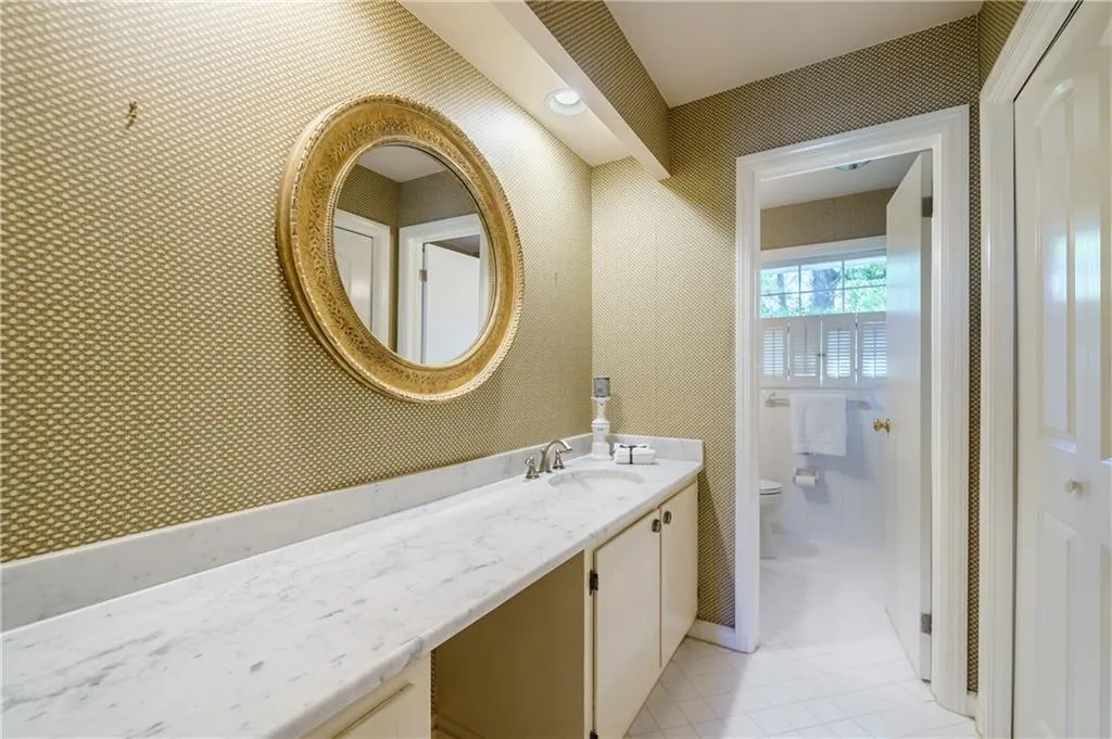 4720 Brinkley Lane, Sandy Springs, Georgia 30342, 4 Bedrooms Bedrooms, ,3 BathroomsBathrooms,Residential,Sold,4720 Brinkley Lane,7197788