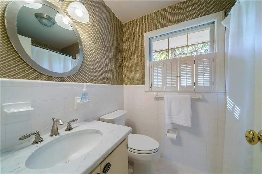 4720 Brinkley Lane, Sandy Springs, Georgia 30342, 4 Bedrooms Bedrooms, ,3 BathroomsBathrooms,Residential,Sold,4720 Brinkley Lane,7197788