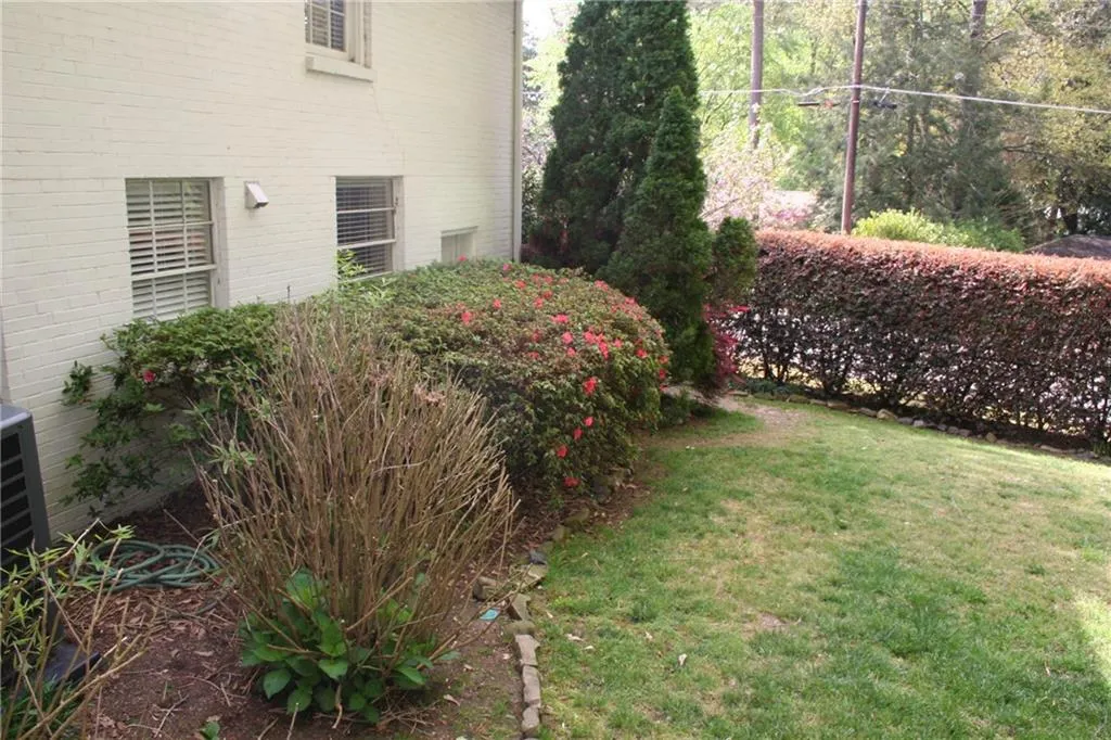 4720 Brinkley Lane, Sandy Springs, Georgia 30342, 4 Bedrooms Bedrooms, ,3 BathroomsBathrooms,Residential,Sold,4720 Brinkley Lane,7197788