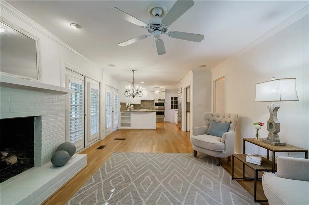 4720 Brinkley Lane, Sandy Springs, Georgia 30342, 4 Bedrooms Bedrooms, ,3 BathroomsBathrooms,Residential,Sold,4720 Brinkley Lane,7197788