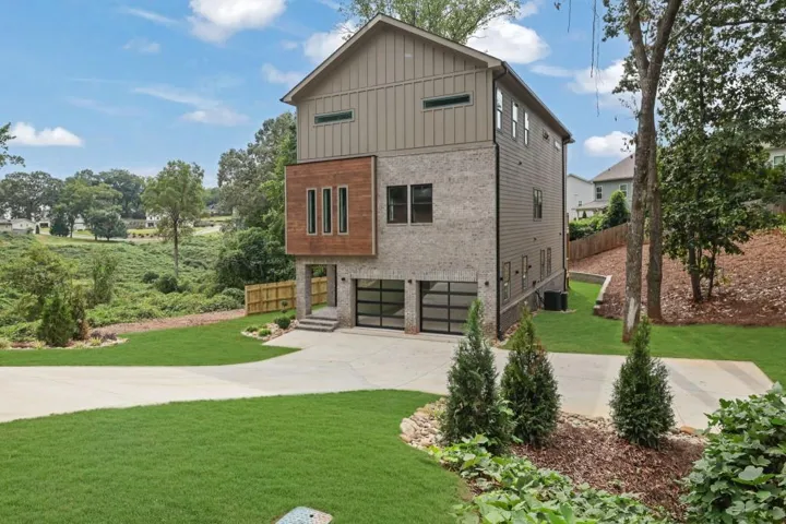 120 N Gwinnett Street, Buford, Georgia 30518