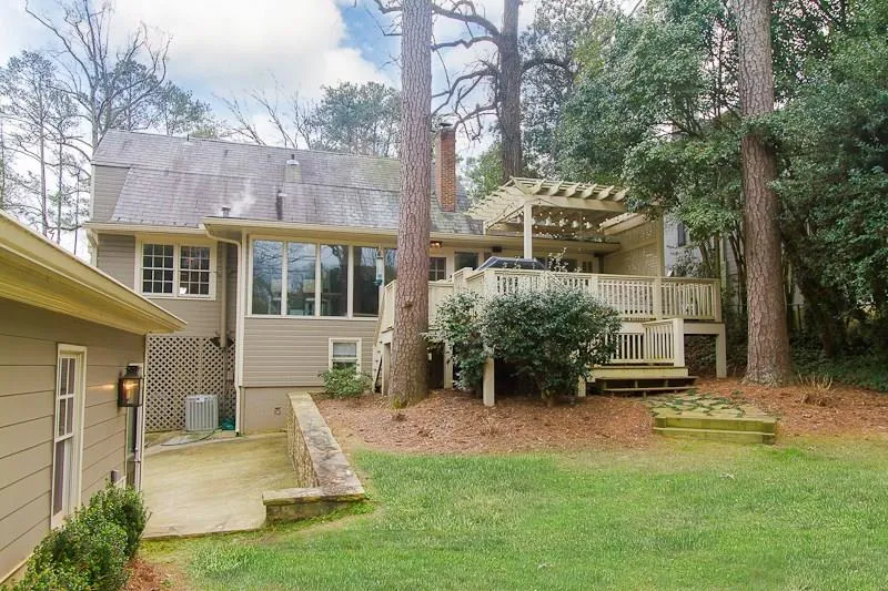 1940 Greystone Road Nw, Atlanta, Georgia 30318, 4 Bedrooms Bedrooms, ,3 BathroomsBathrooms,Residential,Sold,1940 Greystone Road Nw,5635688