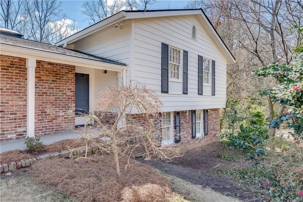 355 Ridgeview Trail, Atlanta, Georgia 30328, 3 Bedrooms Bedrooms, ,3 BathroomsBathrooms,Residential,For Sale,355 Ridgeview Trail,7528792