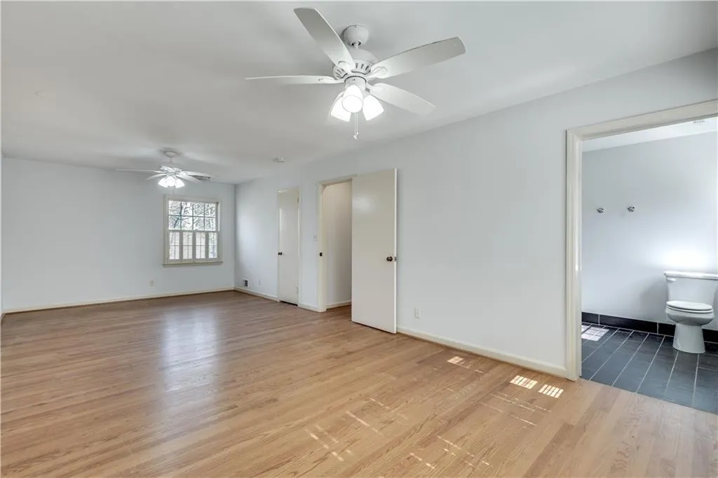 355 Ridgeview Trail, Atlanta, Georgia 30328, 3 Bedrooms Bedrooms, ,3 BathroomsBathrooms,Residential,For Sale,355 Ridgeview Trail,7528792