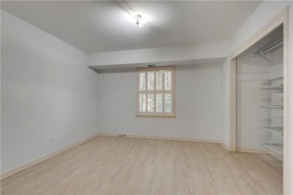 355 Ridgeview Trail, Atlanta, Georgia 30328, 3 Bedrooms Bedrooms, ,3 BathroomsBathrooms,Residential,For Sale,355 Ridgeview Trail,7528792