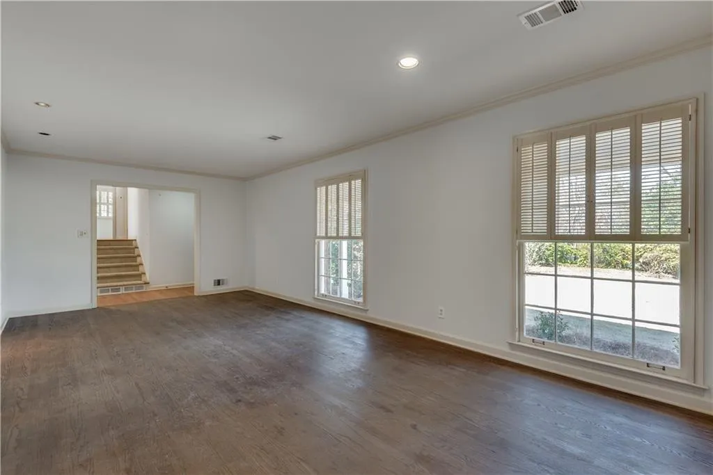 355 Ridgeview Trail, Atlanta, Georgia 30328, 3 Bedrooms Bedrooms, ,3 BathroomsBathrooms,Residential,For Sale,355 Ridgeview Trail,7528792