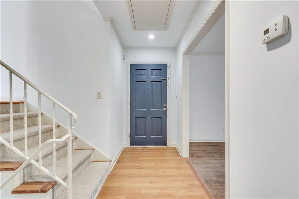 355 Ridgeview Trail, Atlanta, Georgia 30328, 3 Bedrooms Bedrooms, ,3 BathroomsBathrooms,Residential,For Sale,355 Ridgeview Trail,7528792
