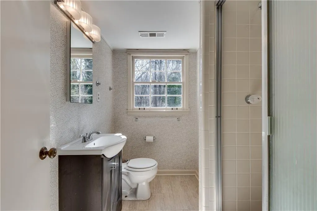 355 Ridgeview Trail, Atlanta, Georgia 30328, 3 Bedrooms Bedrooms, ,3 BathroomsBathrooms,Residential,For Sale,355 Ridgeview Trail,7528792