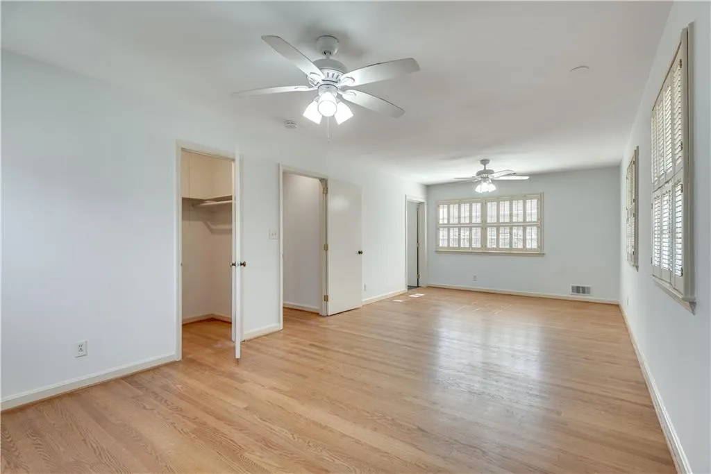 355 Ridgeview Trail, Atlanta, Georgia 30328, 3 Bedrooms Bedrooms, ,3 BathroomsBathrooms,Residential,For Sale,355 Ridgeview Trail,7528792