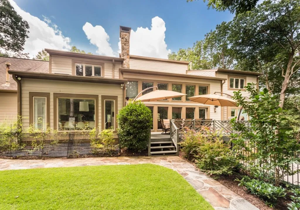 435 Waterridge Court, Sandy Springs, Georgia 30350, 5 Bedrooms Bedrooms, ,3 BathroomsBathrooms,Residential,Sold,435 Waterridge Court,5910134