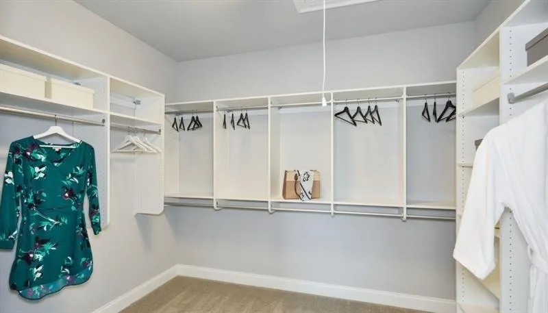 2011 Wheaton Way, Sandy Springs, Georgia 30328, 4 Bedrooms Bedrooms, ,3 BathroomsBathrooms,Residential,Sold,2011 Wheaton Way,6113373