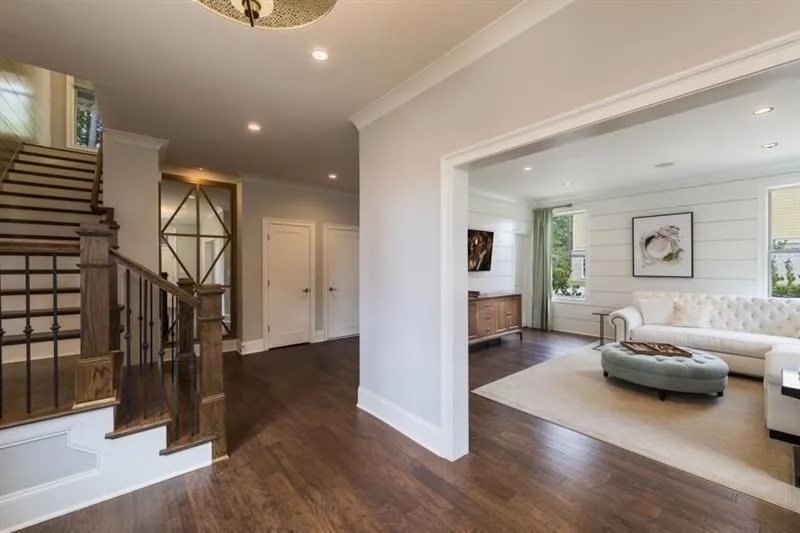 2011 Wheaton Way, Sandy Springs, Georgia 30328, 4 Bedrooms Bedrooms, ,3 BathroomsBathrooms,Residential,Sold,2011 Wheaton Way,6113373