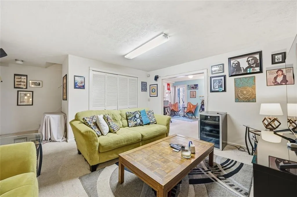 2605 Queen Anne Court, Atlanta, Georgia 30350, 2 Bedrooms Bedrooms, ,2 BathroomsBathrooms,Residential,For Sale,2605 Queen Anne Court,7743532