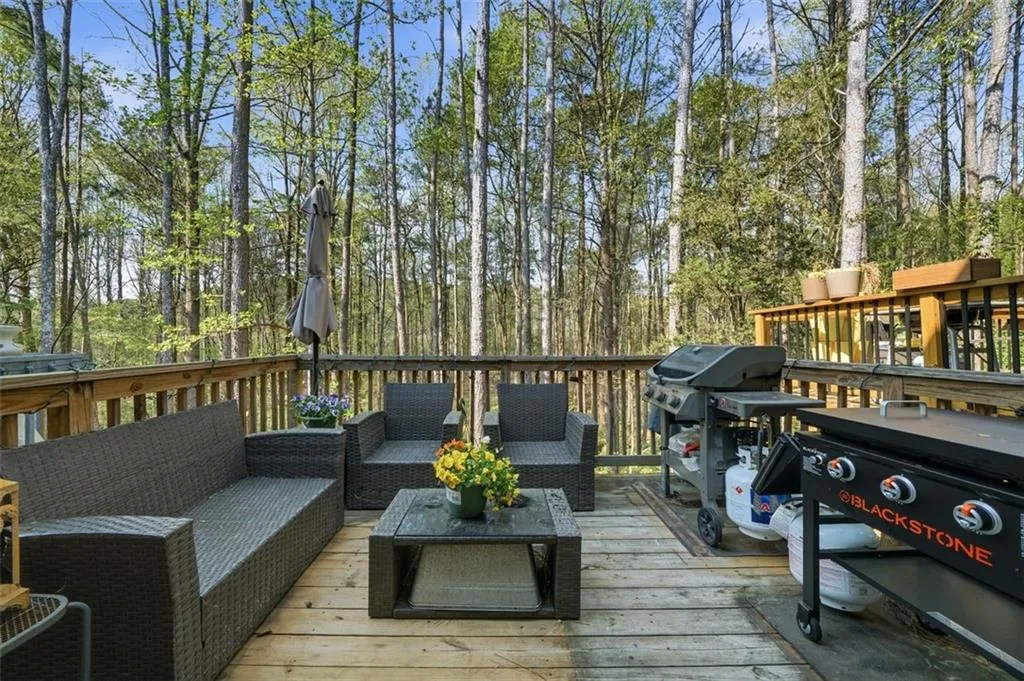 2605 Queen Anne Court, Atlanta, Georgia 30350, 2 Bedrooms Bedrooms, ,2 BathroomsBathrooms,Residential,For Sale,2605 Queen Anne Court,7743532
