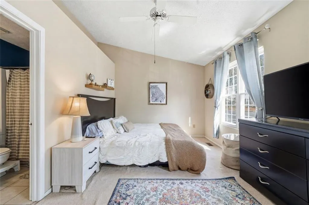 2605 Queen Anne Court, Atlanta, Georgia 30350, 2 Bedrooms Bedrooms, ,2 BathroomsBathrooms,Residential,For Sale,2605 Queen Anne Court,7743532