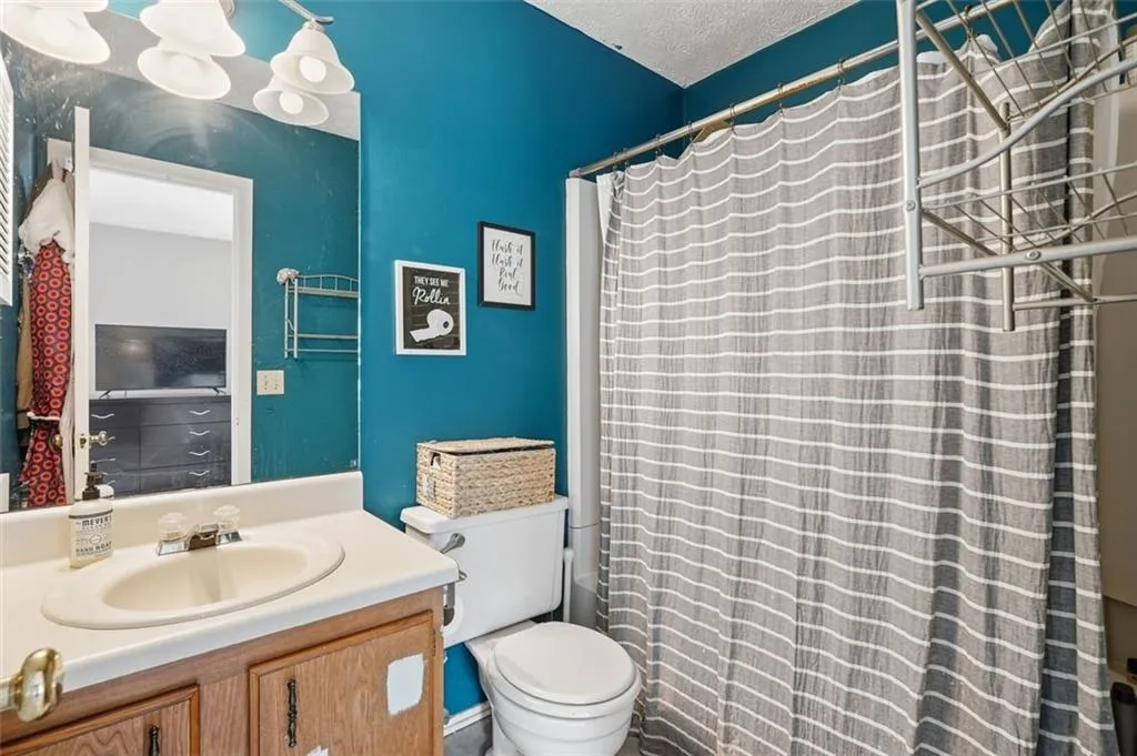 2605 Queen Anne Court, Atlanta, Georgia 30350, 2 Bedrooms Bedrooms, ,2 BathroomsBathrooms,Residential,For Sale,2605 Queen Anne Court,7743532