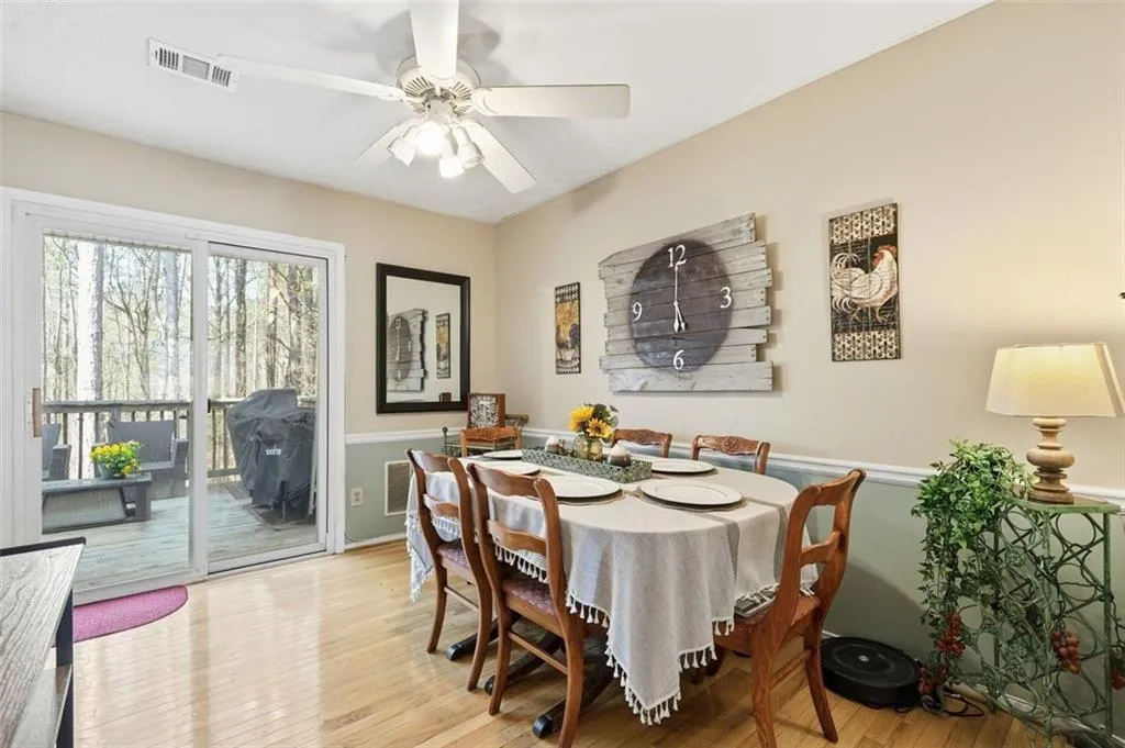 2605 Queen Anne Court, Atlanta, Georgia 30350, 2 Bedrooms Bedrooms, ,2 BathroomsBathrooms,Residential,For Sale,2605 Queen Anne Court,7743532