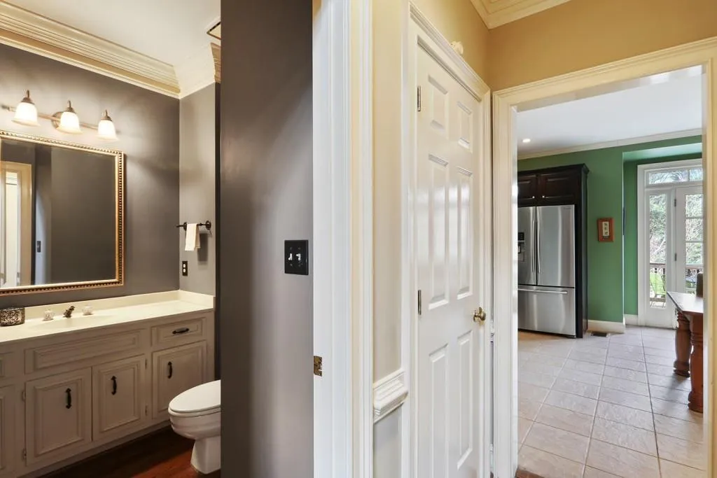 2070 Dunwoody Heritage Drive, Atlanta, Georgia 30350, 4 Bedrooms Bedrooms, ,3 BathroomsBathrooms,Residential,Sold,2070 Dunwoody Heritage Drive,6065462