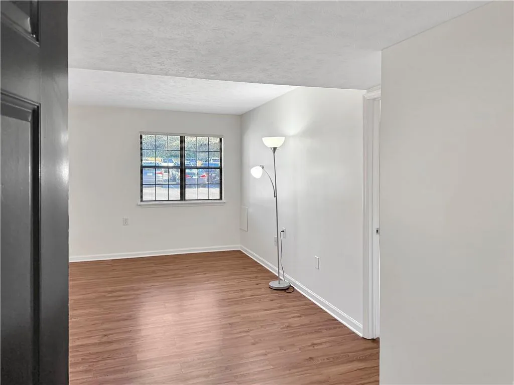 475 Mount Vernon Highway Ne, Atlanta, Georgia 30328, 1 Bedroom Bedrooms, ,1 BathroomBathrooms,Residential,For Sale,475 Mount Vernon Highway Ne,7706093