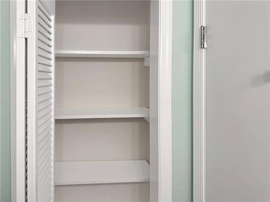 475 Mount Vernon Highway Ne, Atlanta, Georgia 30328, 1 Bedroom Bedrooms, ,1 BathroomBathrooms,Residential,For Sale,475 Mount Vernon Highway Ne,7706093