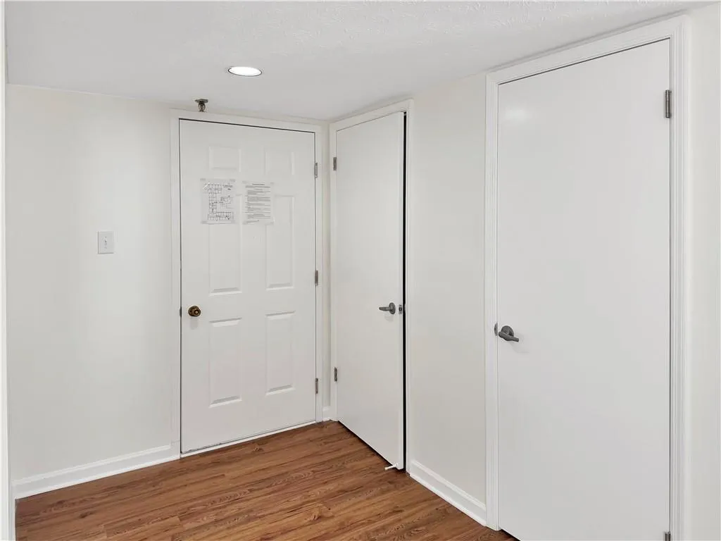 475 Mount Vernon Highway Ne, Atlanta, Georgia 30328, 1 Bedroom Bedrooms, ,1 BathroomBathrooms,Residential,For Sale,475 Mount Vernon Highway Ne,7706093