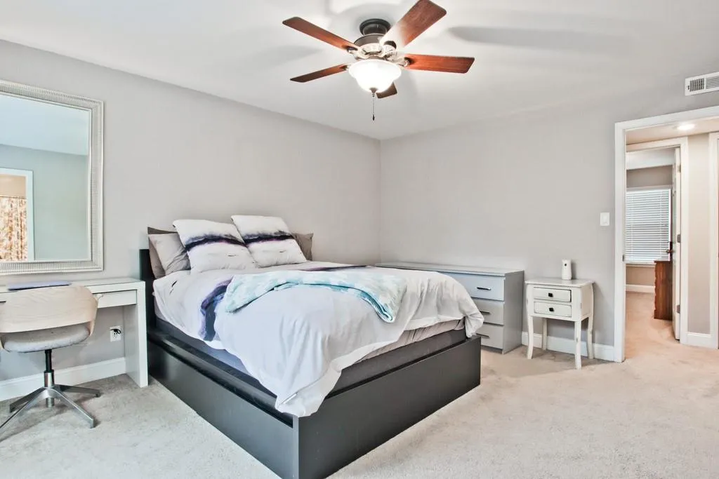 6980 Roswell Road Unit F7, Atlanta, Georgia 30328, 3 Bedrooms Bedrooms, ,2 BathroomsBathrooms,Residential,Sold,6980 Roswell Road Unit F7,6782640