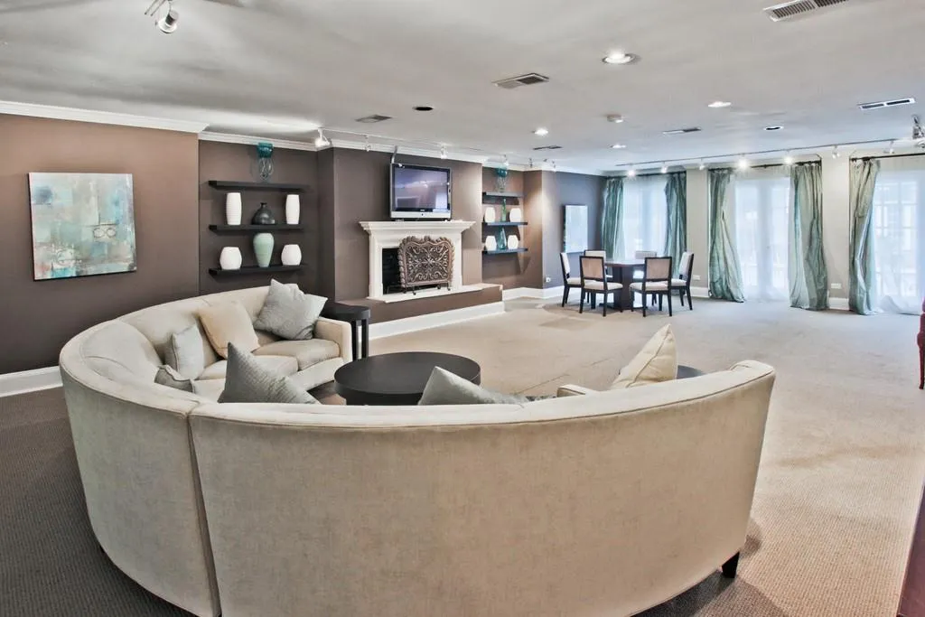 6980 Roswell Road Unit F7, Atlanta, Georgia 30328, 3 Bedrooms Bedrooms, ,2 BathroomsBathrooms,Residential,Sold,6980 Roswell Road Unit F7,6782640