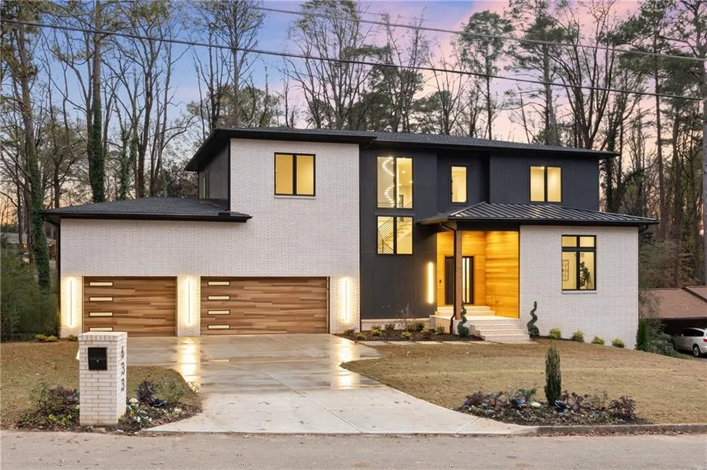 633 Pauley Place, Sandy Springs, Georgia 30328, 6 Bedrooms Bedrooms, ,6 BathroomsBathrooms,Residential,For Sale,633 Pauley Place,7690442