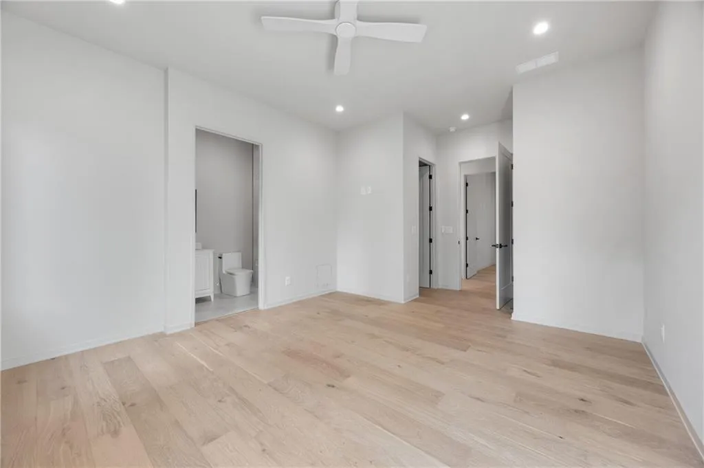 633 Pauley Place, Sandy Springs, Georgia 30328, 6 Bedrooms Bedrooms, ,6 BathroomsBathrooms,Residential,For Sale,633 Pauley Place,7690442