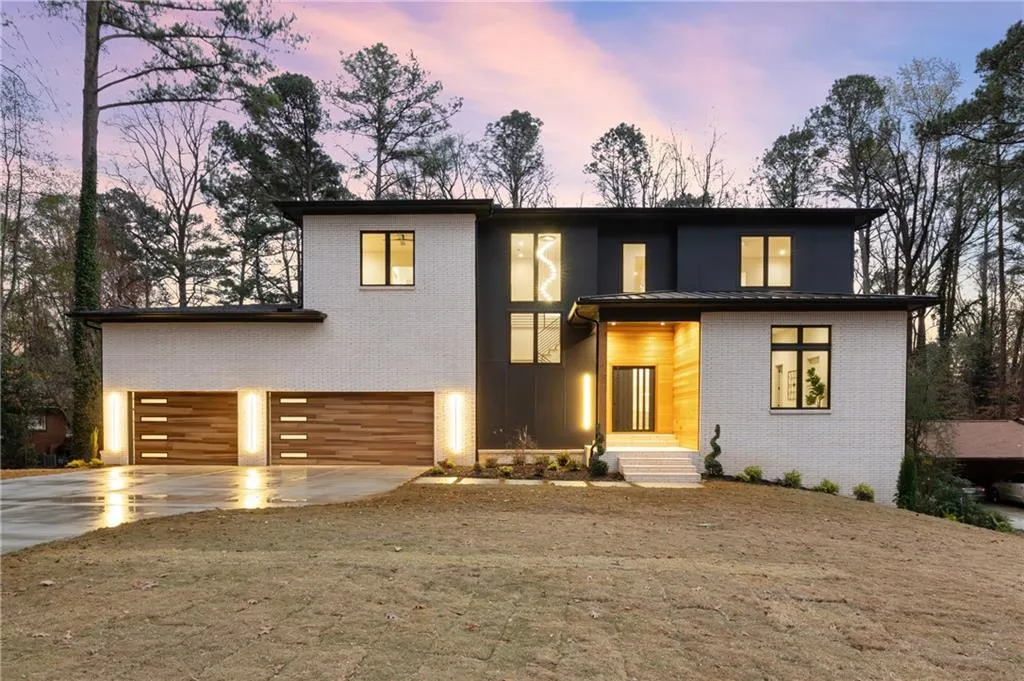 633 Pauley Place, Sandy Springs, Georgia 30328, 6 Bedrooms Bedrooms, ,6 BathroomsBathrooms,Residential,For Sale,633 Pauley Place,7690442