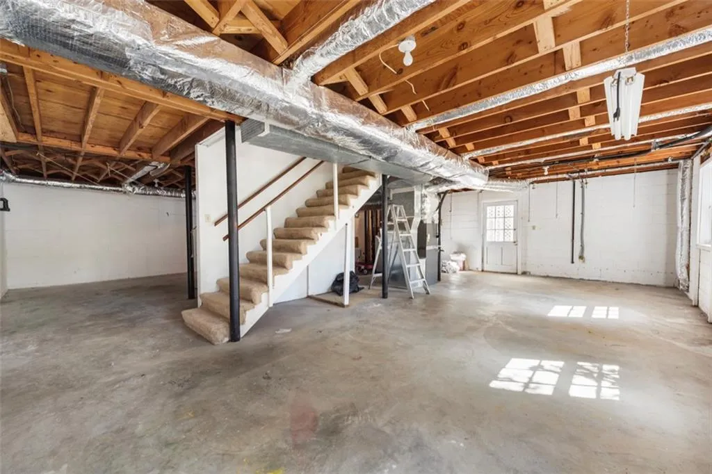 500 Tanacrest Drive, Sandy Springs, Georgia 30328, 4 Bedrooms Bedrooms, ,3 BathroomsBathrooms,Residential,Sold,500 Tanacrest Drive,7010632