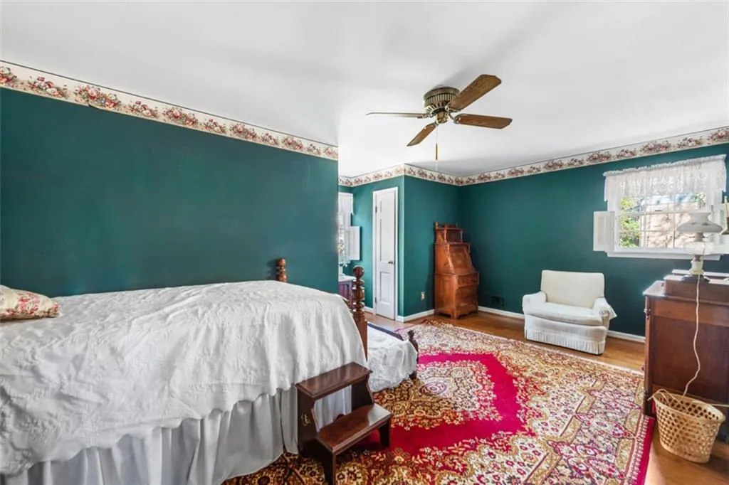 500 Tanacrest Drive, Sandy Springs, Georgia 30328, 4 Bedrooms Bedrooms, ,3 BathroomsBathrooms,Residential,Sold,500 Tanacrest Drive,7010632