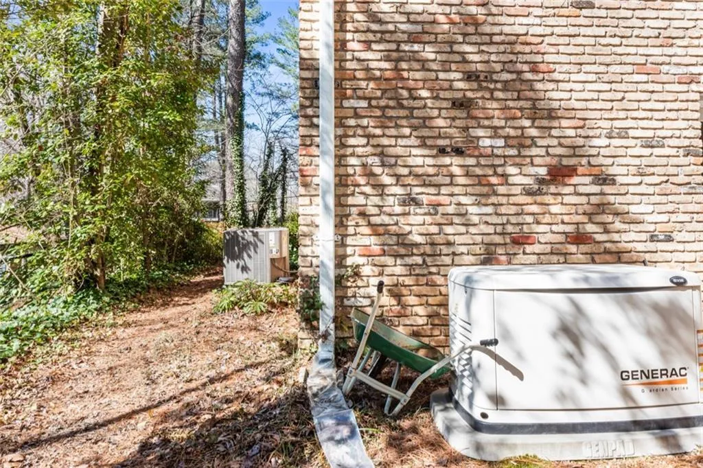 500 Tanacrest Drive, Sandy Springs, Georgia 30328, 4 Bedrooms Bedrooms, ,3 BathroomsBathrooms,Residential,Sold,500 Tanacrest Drive,7010632