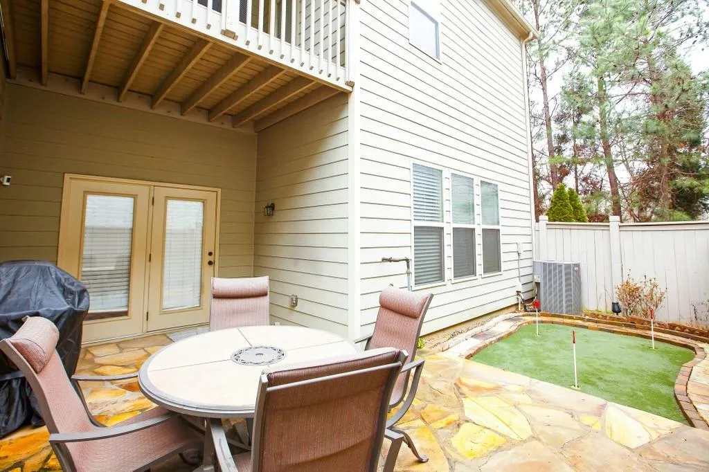 820 Northam Lane, Atlanta, Georgia 30342, 3 Bedrooms Bedrooms, ,3 BathroomsBathrooms,Residential,Sold,820 Northam Lane,7173026