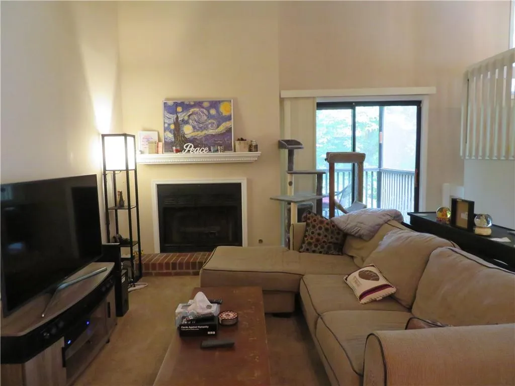 809 River Run Drive, Atlanta, Georgia 30350, 2 Bedrooms Bedrooms, ,2 BathroomsBathrooms,Residential,Sold,809 River Run Drive,7059091