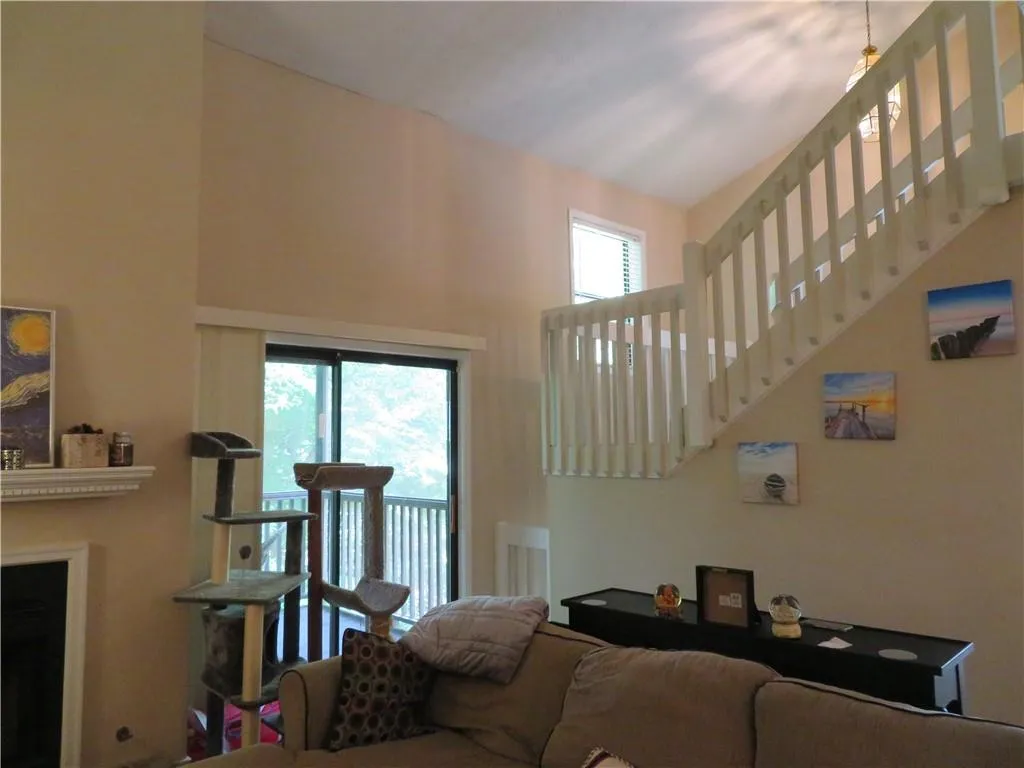 809 River Run Drive, Atlanta, Georgia 30350, 2 Bedrooms Bedrooms, ,2 BathroomsBathrooms,Residential,Sold,809 River Run Drive,7059091