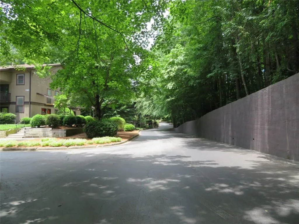 809 River Run Drive, Atlanta, Georgia 30350, 2 Bedrooms Bedrooms, ,2 BathroomsBathrooms,Residential,Sold,809 River Run Drive,7059091