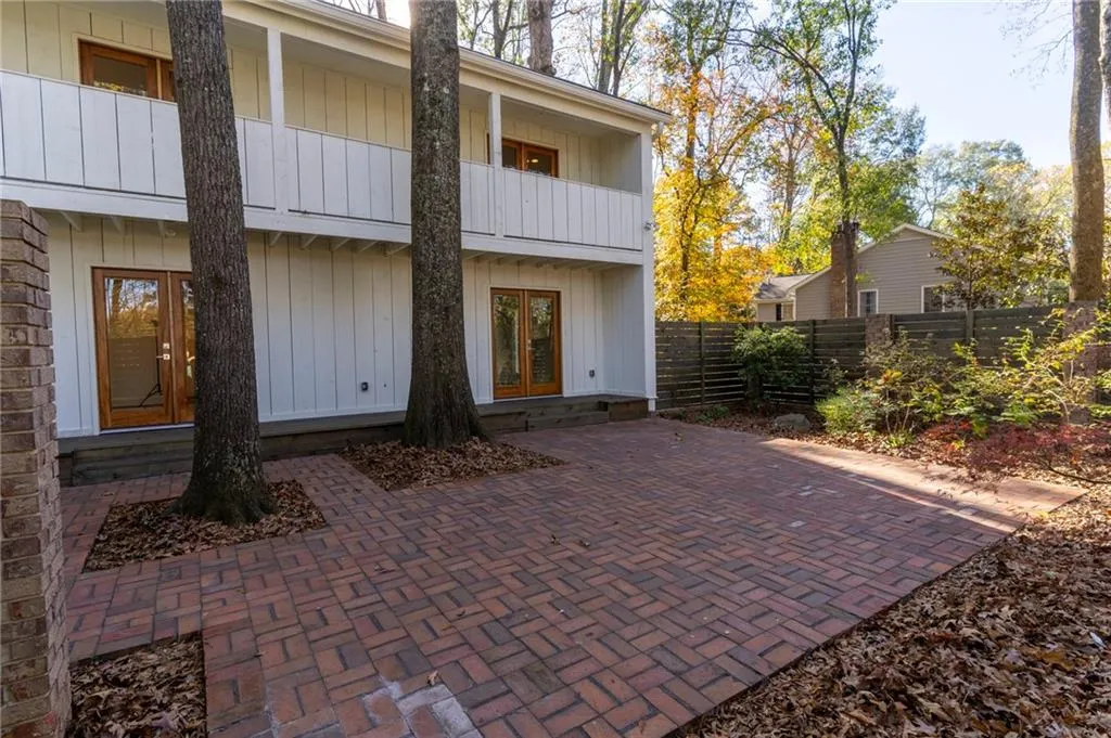 1145 Churchill Downs Road, Sandy Springs, Georgia 30319, 5 Bedrooms Bedrooms, ,3 BathroomsBathrooms,Residential,Sold,1145 Churchill Downs Road,6813103