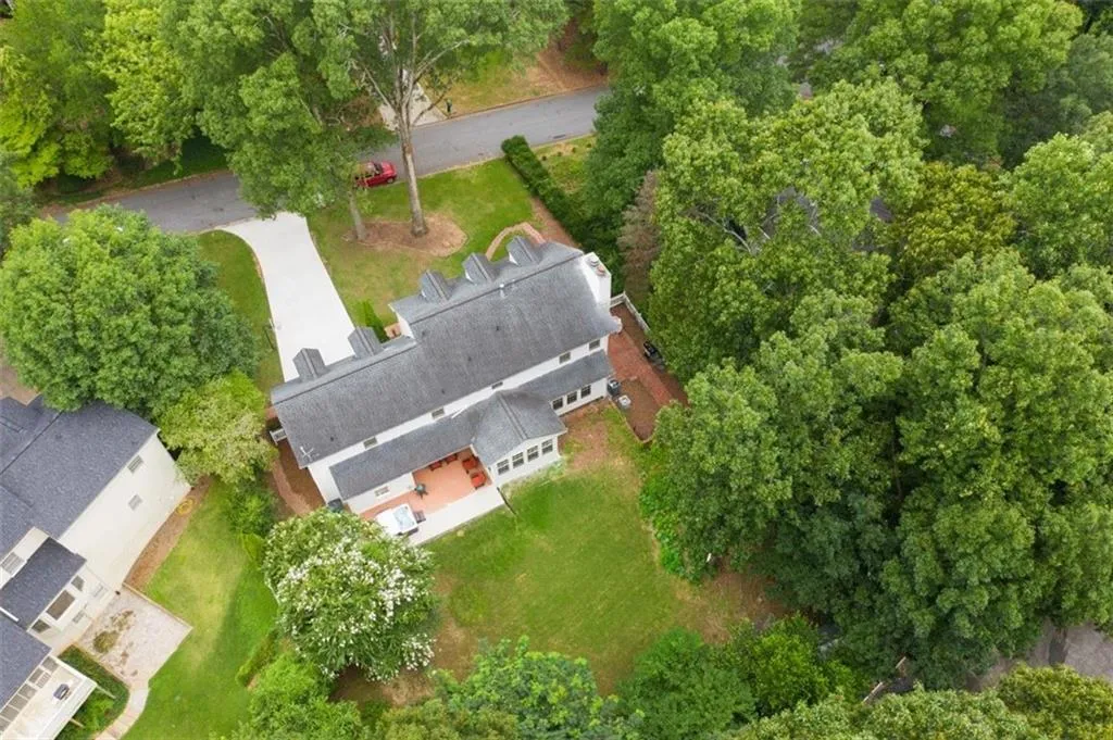 520 Tahoma Drive, Sandy Springs, Georgia 30350, 4 Bedrooms Bedrooms, ,3 BathroomsBathrooms,Residential,Sold,520 Tahoma Drive,6752685
