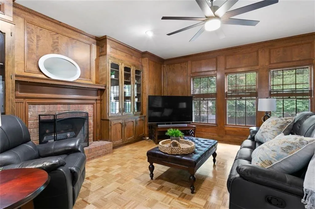 520 Tahoma Drive, Sandy Springs, Georgia 30350, 4 Bedrooms Bedrooms, ,3 BathroomsBathrooms,Residential,Sold,520 Tahoma Drive,6752685