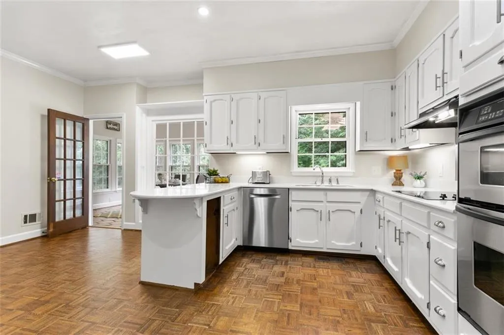 520 Tahoma Drive, Sandy Springs, Georgia 30350, 4 Bedrooms Bedrooms, ,3 BathroomsBathrooms,Residential,Sold,520 Tahoma Drive,6752685