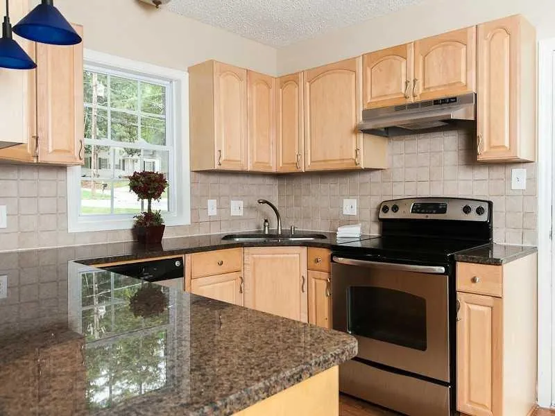 2380 Strathmore Drive, Atlanta, Georgia 30324, 2 Bedrooms Bedrooms, ,1 BathroomBathrooms,Residential,For Sale,2380 Strathmore Drive,7544466