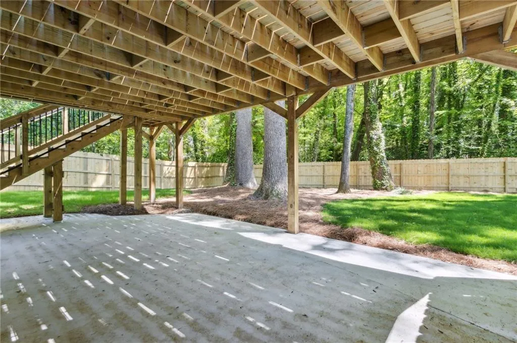 635 Glenforest Road, Sandy Springs, Georgia 30328, 4 Bedrooms Bedrooms, ,3 BathroomsBathrooms,Residential,Sold,635 Glenforest Road,7392498