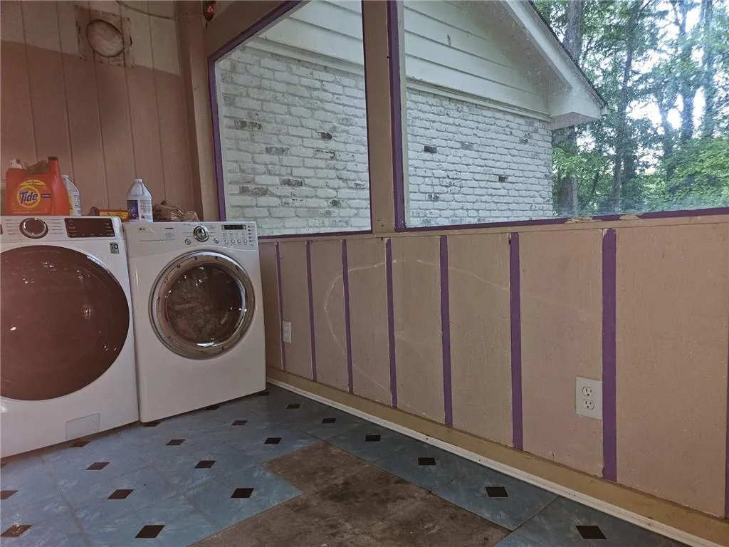 Georgia 30342, ,3 BathroomsBathrooms,Residential,For Sale,7626040